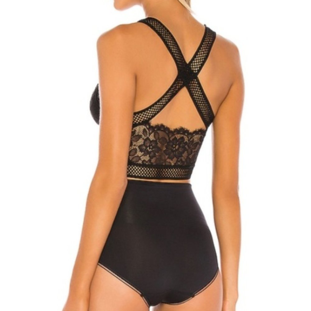 NWT Free People Sitting Pretty Brami Black XS (32) Bra Lace Crisscross Back - Picture 4 of 9